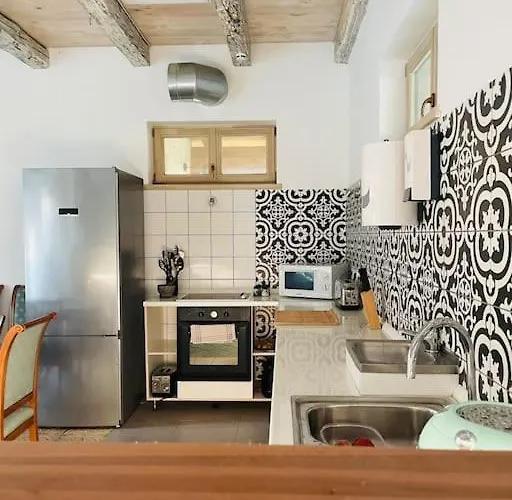 Mimi Vendeghaz Ferienhaus *